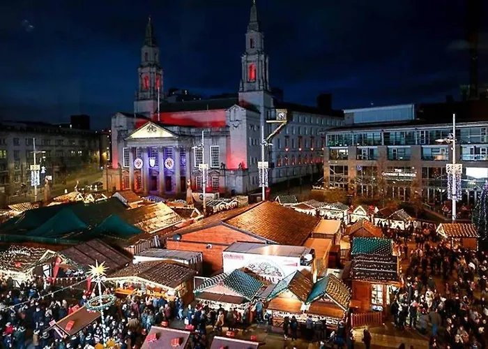 Sofi's Stay, Cosy 3 Bed House, 5 Mins Walk To Centre 度假居 利兹