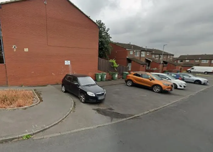 Sofi's Stay, Cosy 3 Bed House, 5 Mins Walk To Centre