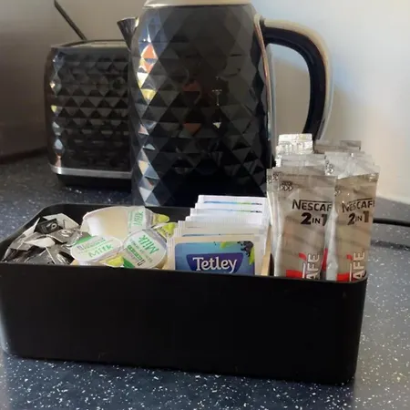 Sofi's Stay, Cosy 3 Bed House, 5 Mins Walk To Centre